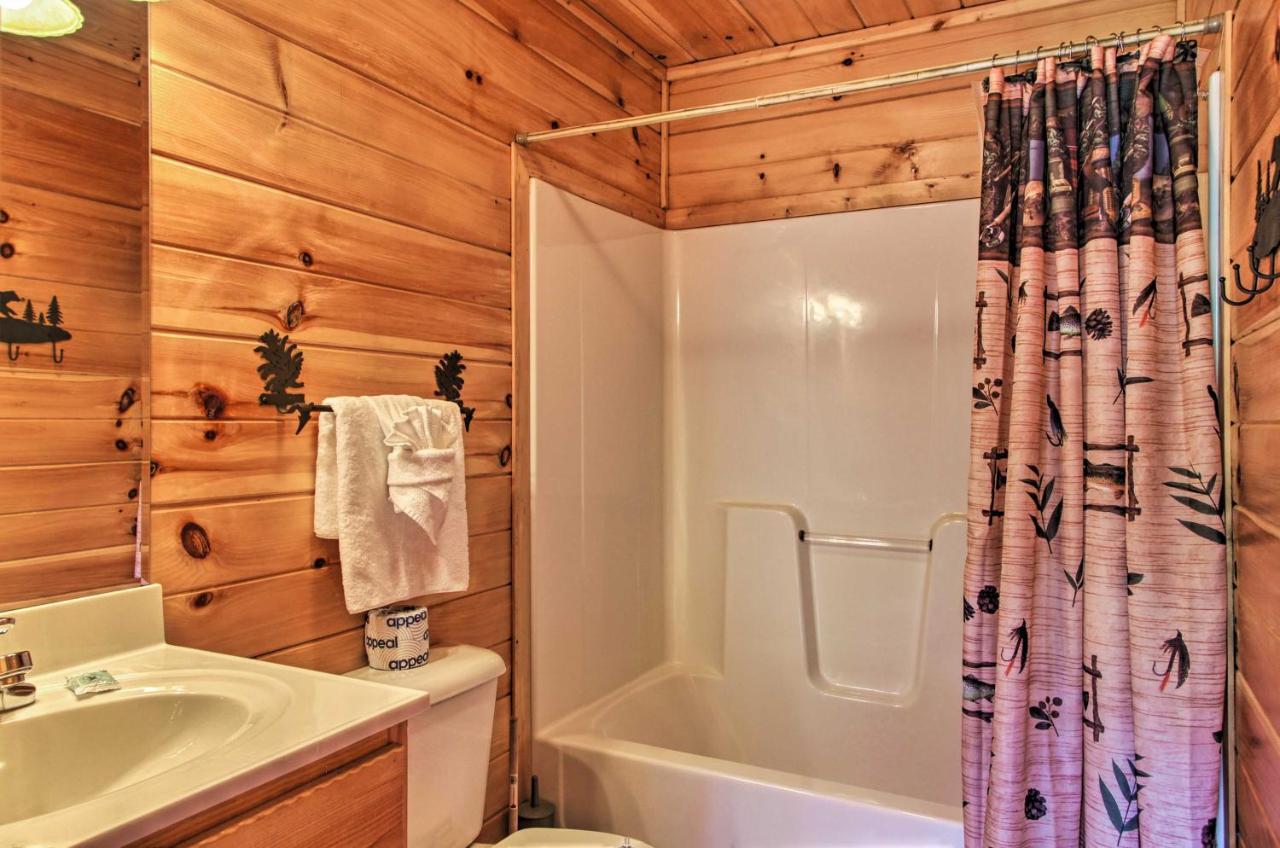 Expansive Gatlinburg Cabin Hot Tub, Deck And Grill! Luaran gambar